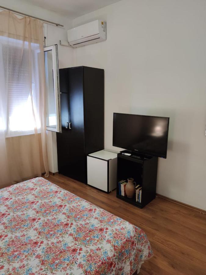 Private Accommodation Raspudic Split Exterior foto